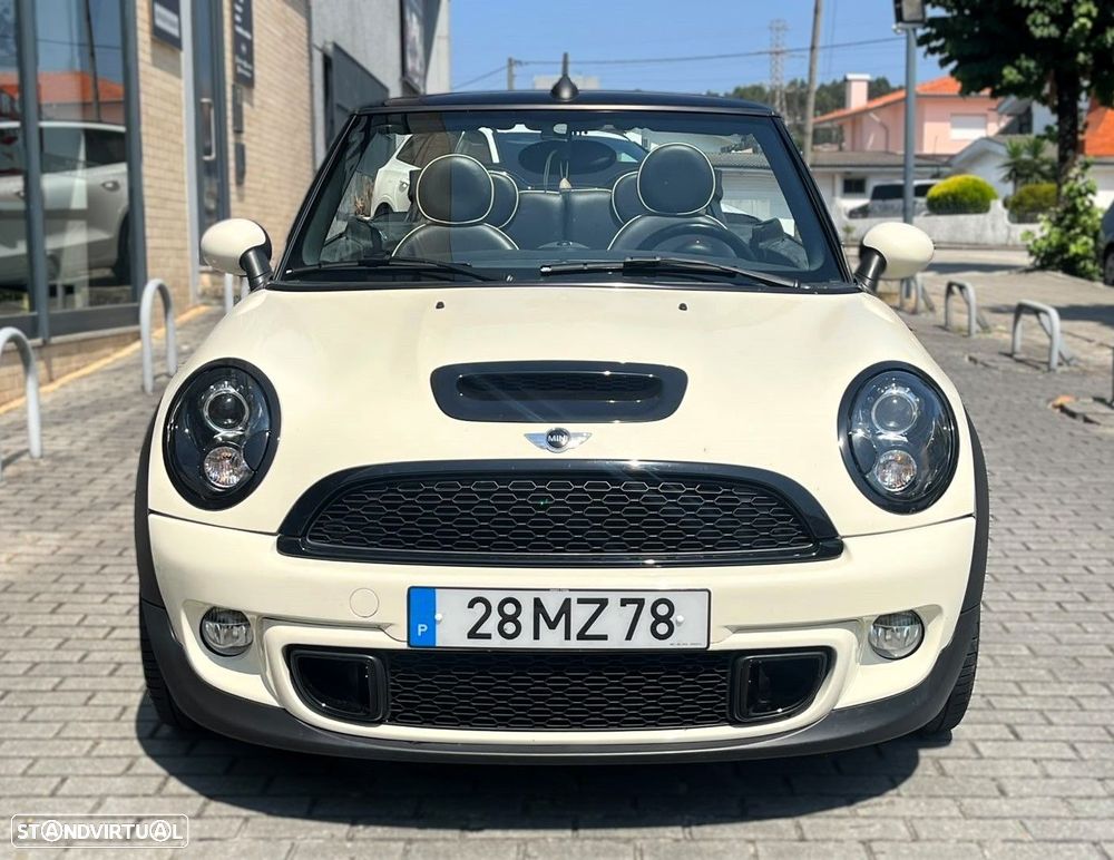 MINI 3 Portas Cooper SD - 25