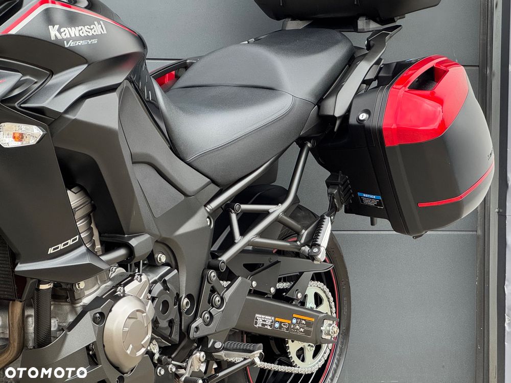 Kawasaki Versys 1000 - 24