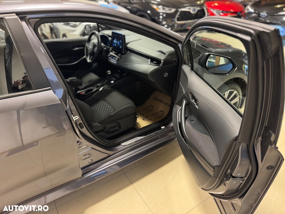 Toyota Corolla 1.8 HSD Dynamic - 10