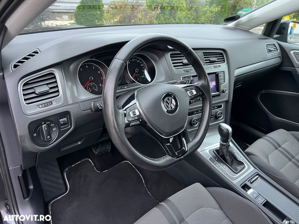 Volkswagen Golf 1.4 TSI BlueMotion Technology DSG Comfortline - 8