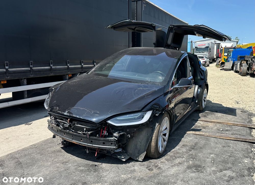 TESLA MODEL X NA CZĘŚCI 2017R. 75D - 1