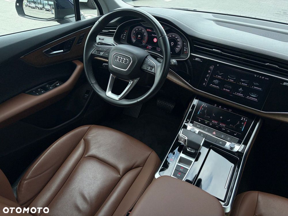 Audi Q7 - 19