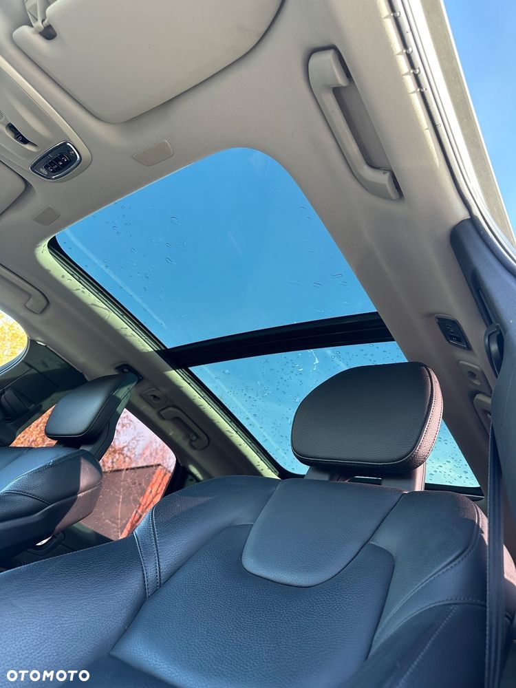 Volvo XC 60 T8 AWD Plug-In Hybrid Inscription - 12