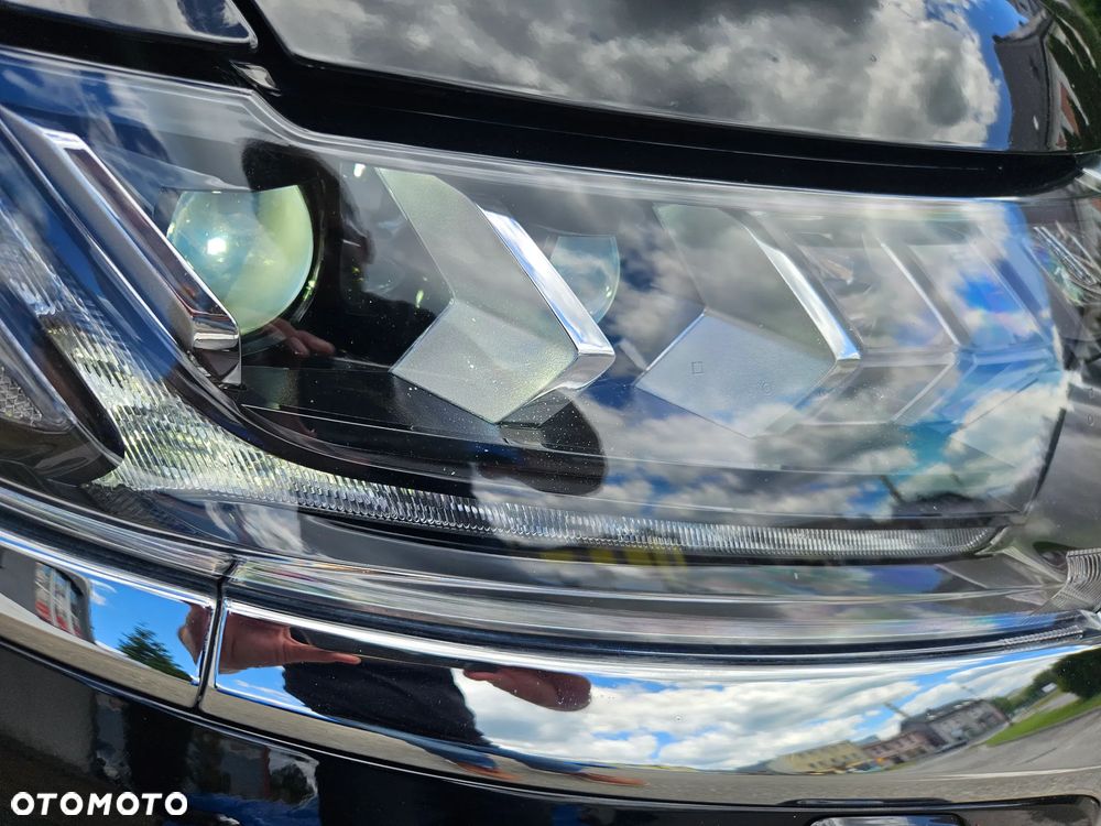 Mitsubishi Outlander 2.0 Intense + Navi 4WD CVT - 23