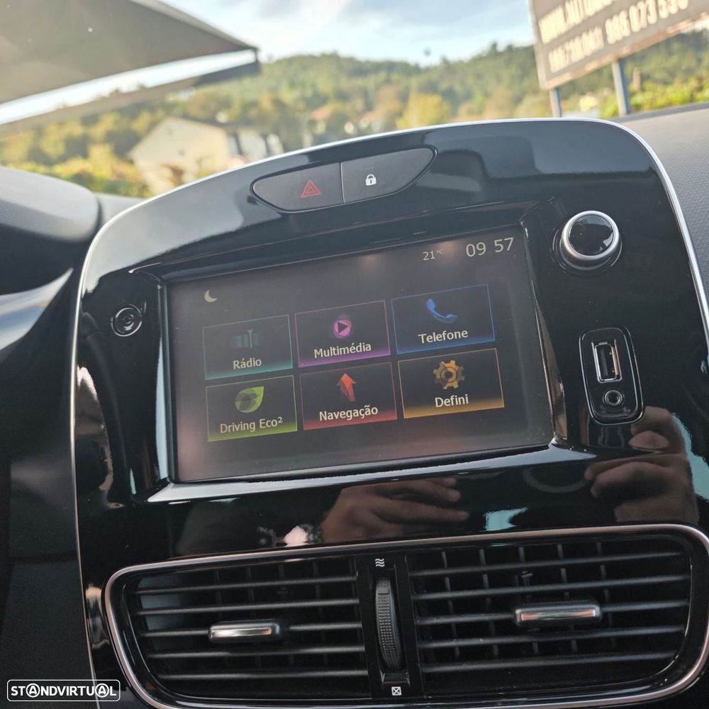 Renault Clio 0.9 TCe Limited Edition - 23