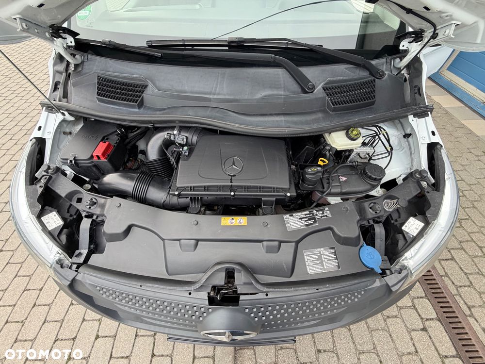 Mercedes-Benz Vito - 25