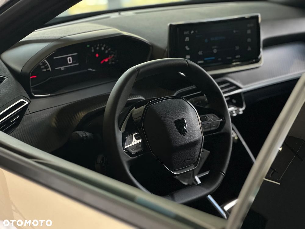 Peugeot 2008 PureTech 100 Style S&S BVM6 - 8