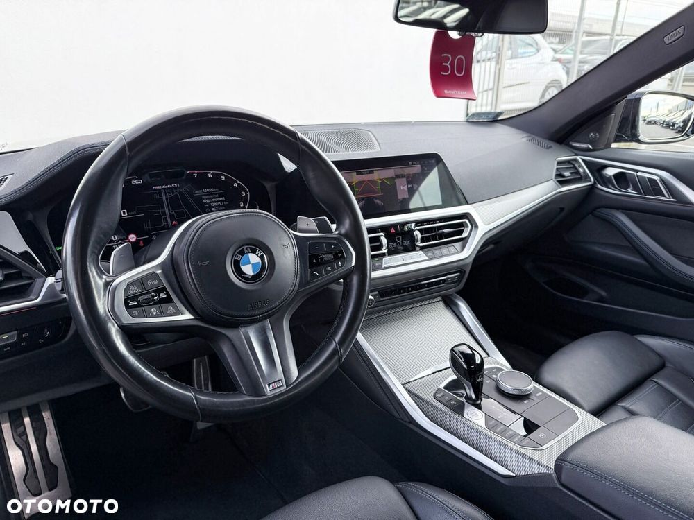 BMW Seria 4 M440i xDrive mHEV sport - 28