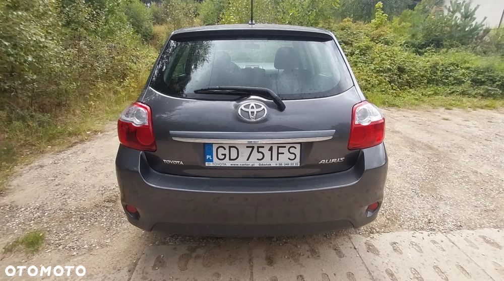 Toyota Auris - 16