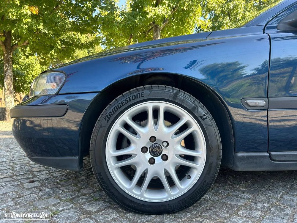 Volvo V70 2.0 T Nivel 3 - 15