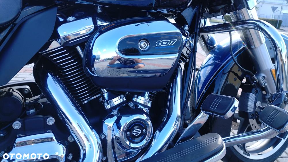 Harley-Davidson CVO Street Glide - 7