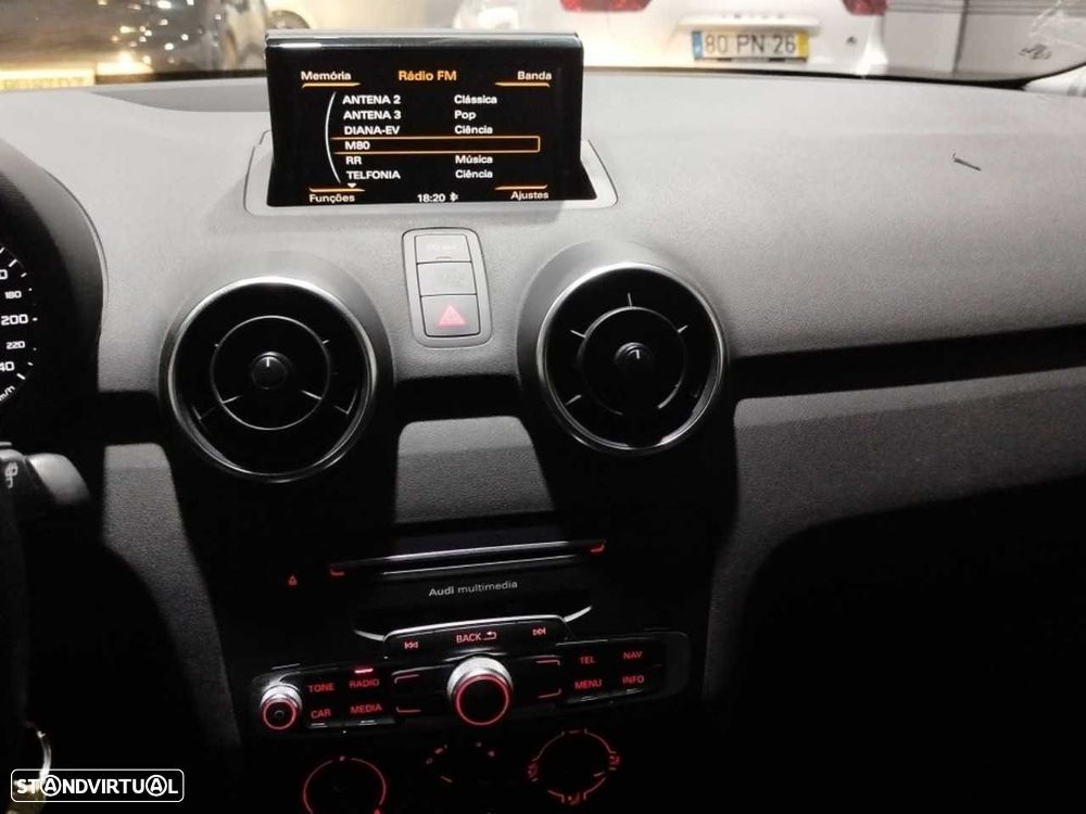 Audi A1 Sportback 1.0 TFSI Design - 13