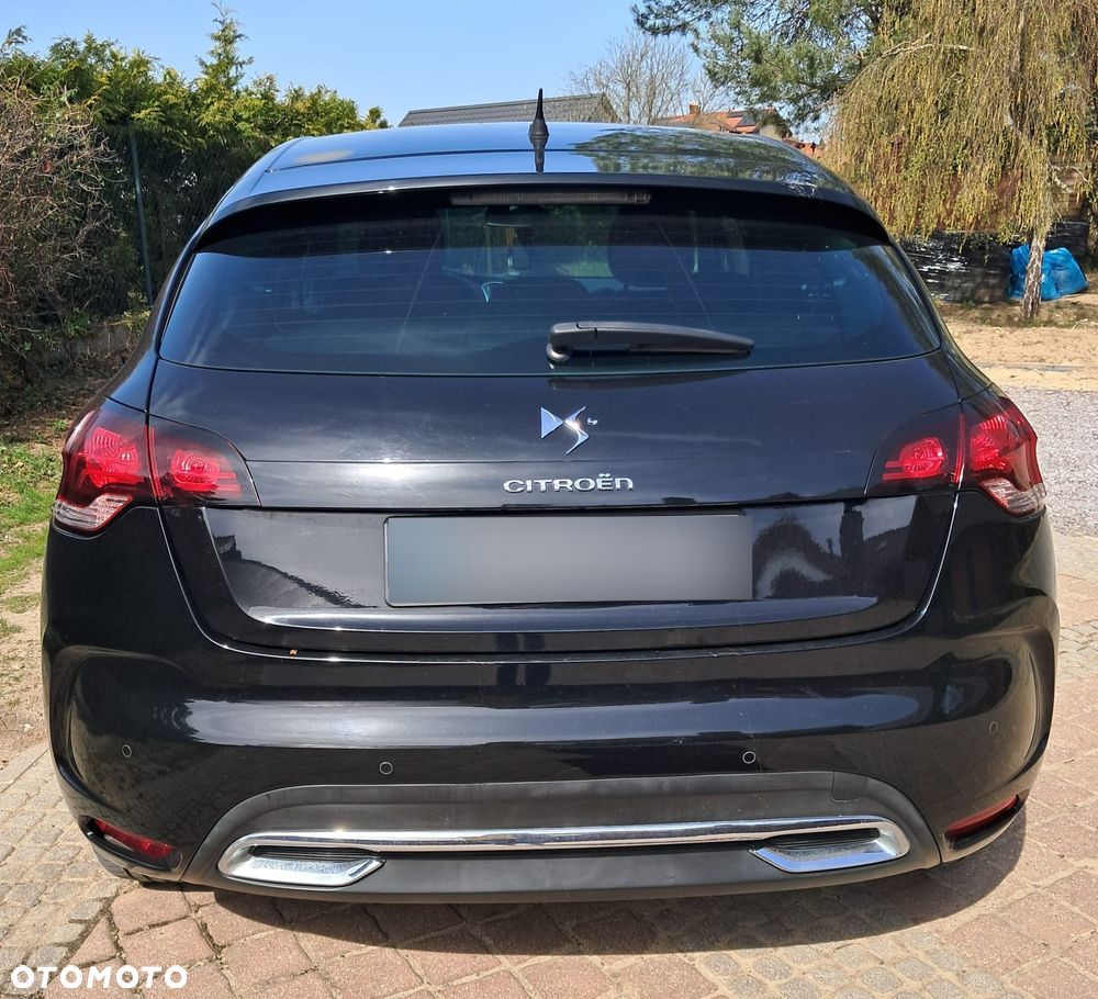Citroën DS4 1.6 THP SoChic - 10
