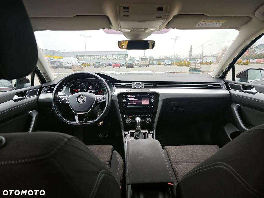 Volkswagen Passat 2.0 TDI SCR (BlueMotion Technology) DSG Highline - 25