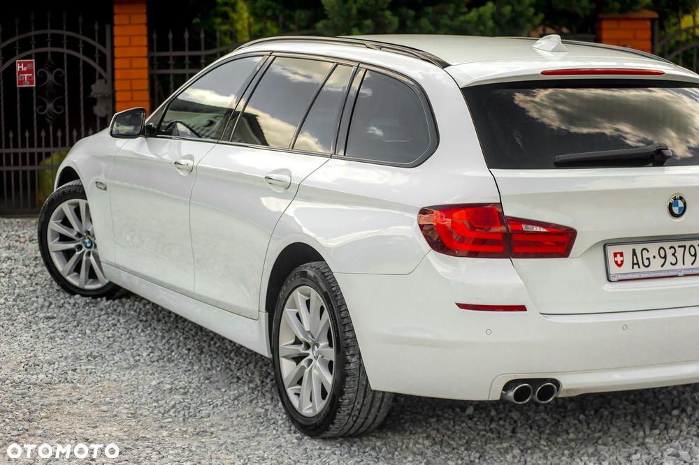 BMW Seria 5 525d xDrive Sport-Aut Modern Line - 8