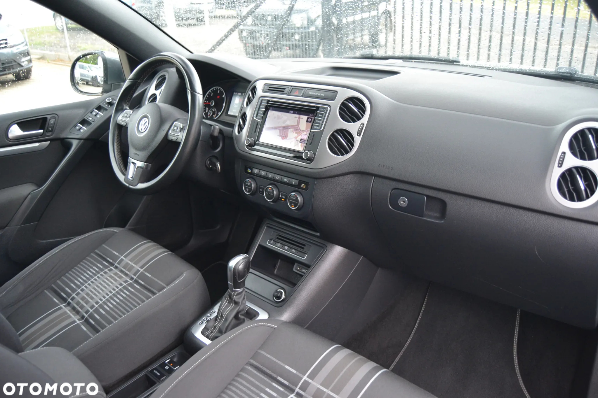 Volkswagen Tiguan 2.0 TDI SCR 4MOTION BlueMotion Technology DSG Lounge Sport & Style - 15