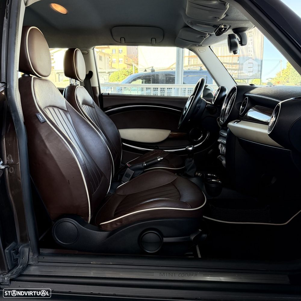 MINI Clubman Cooper D - 19