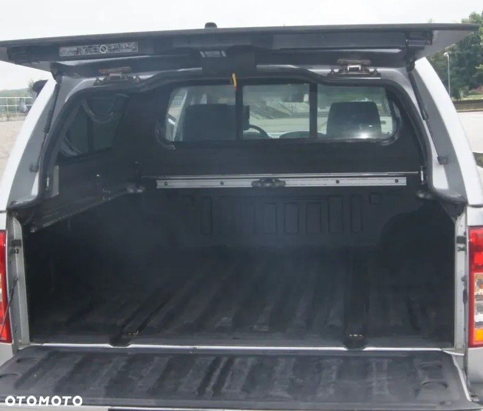 Nissan Navara 2.5 D LE Long - 17