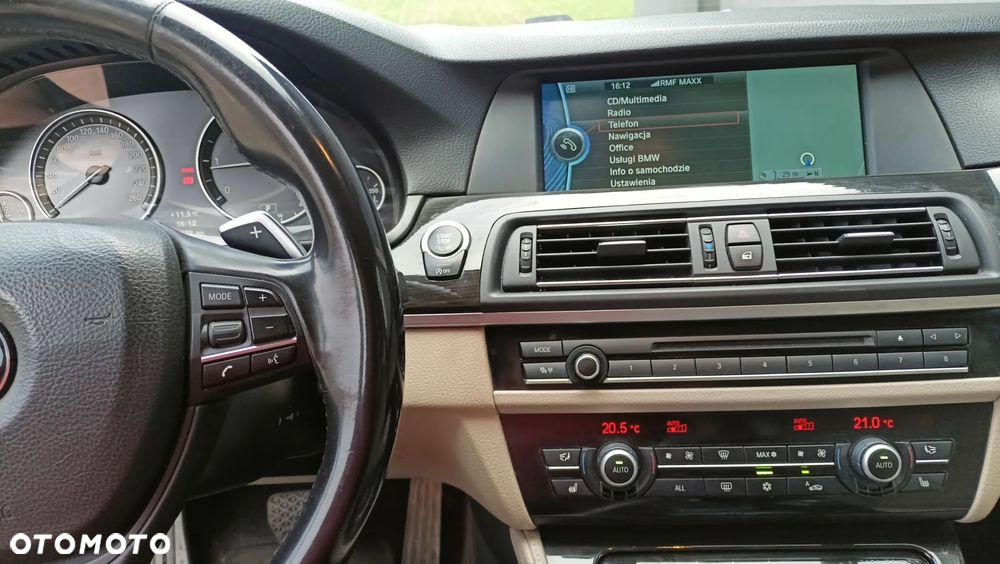 BMW Seria 5 525d xDrive Luxury Line - 14