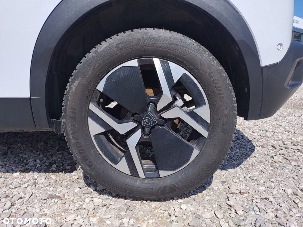 Peugeot 2008 1.2 PureTech Allure S&S EAT8 - 18