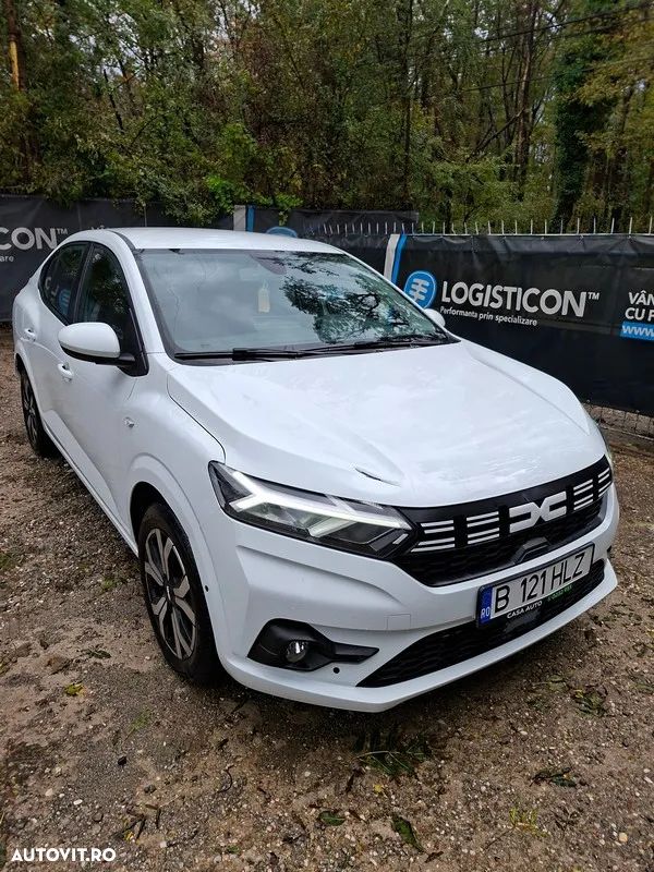 Dacia Logan TCe 90 Essential - 2