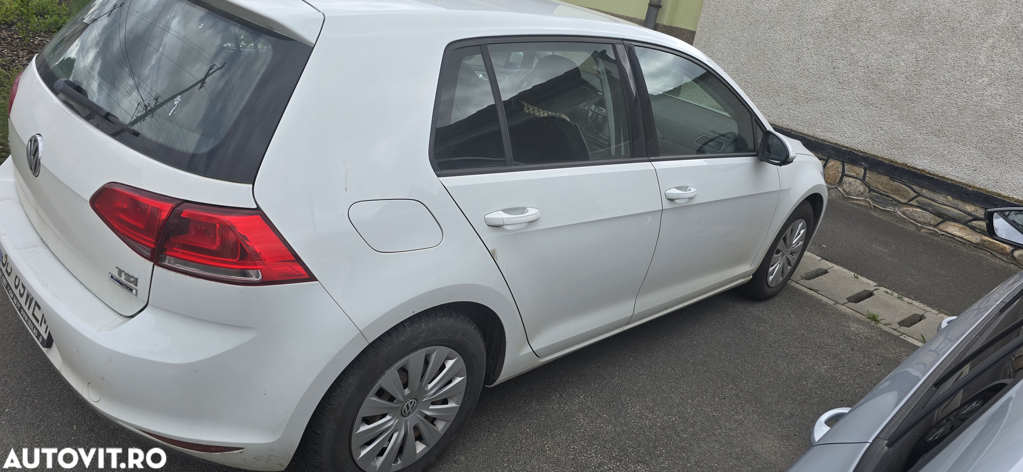 Volkswagen Golf - 4