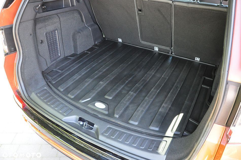 Land Rover Discovery Sport P290 R-Dynamic S - 32