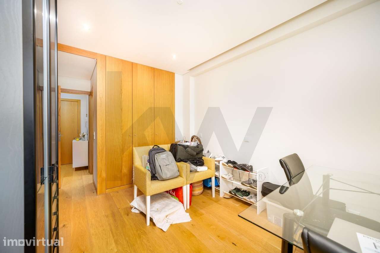 T4 Duplex de Excelência com Localização Prime no Porto - Grande imagem: 4/25