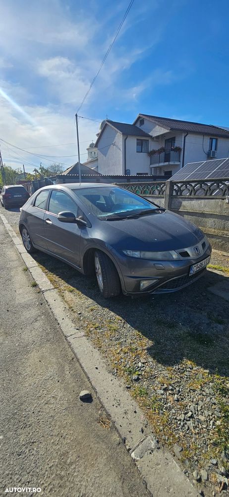 Honda Civic 1.8 SOHC i-VTEC MT Executive - 5