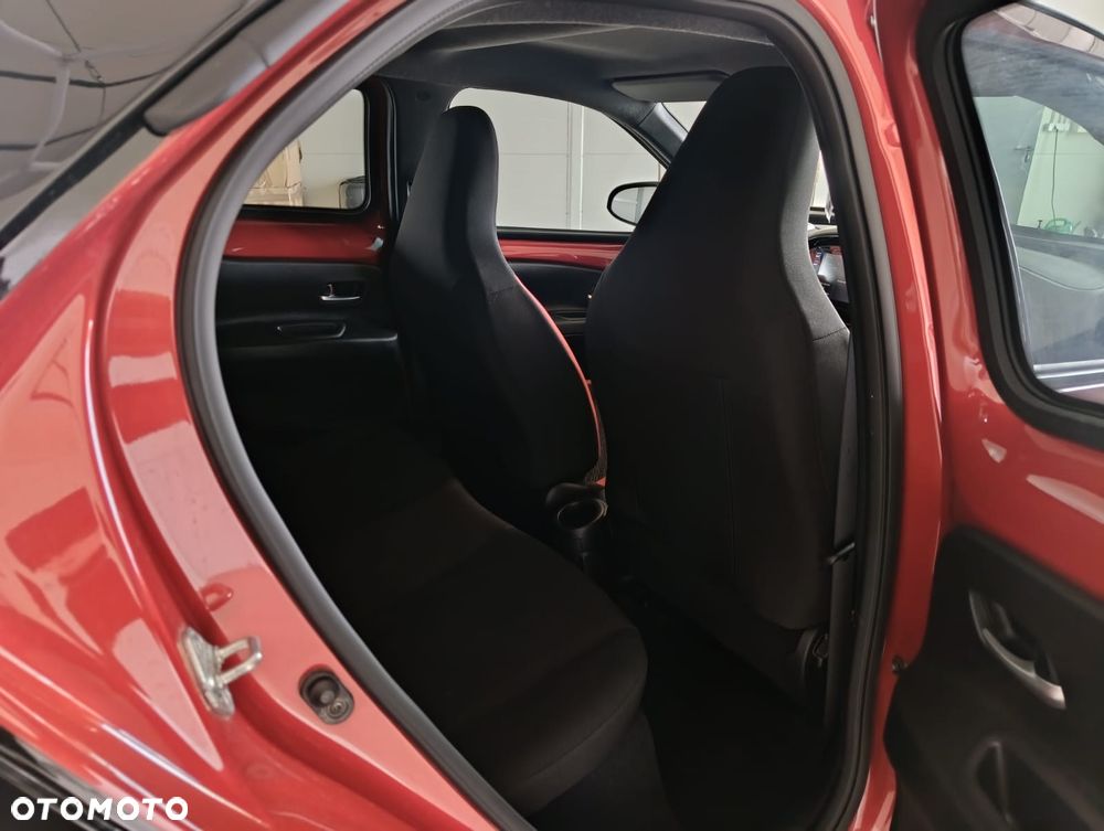 Toyota Aygo X Teamplayer - 9