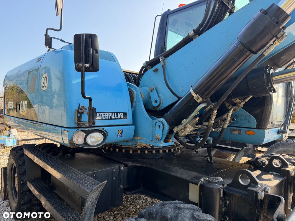 Caterpillar M322D - 10
