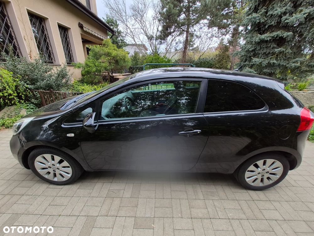Kia Rio 1.4 Dream-Team Edition - 9