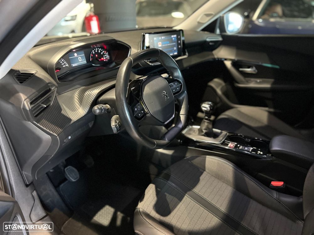 Peugeot 2008 1.2 Allure - 27