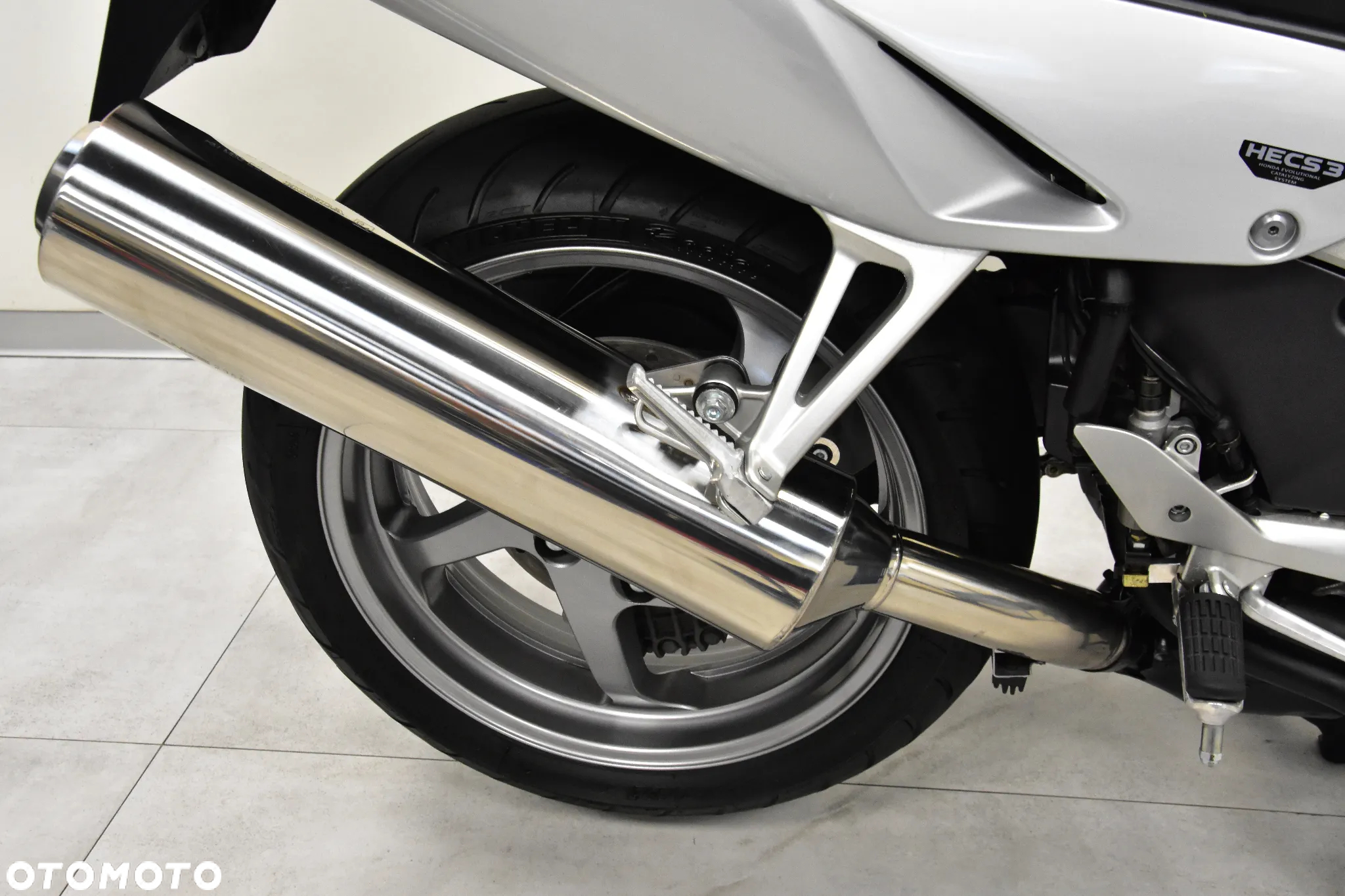Honda VFR - 31
