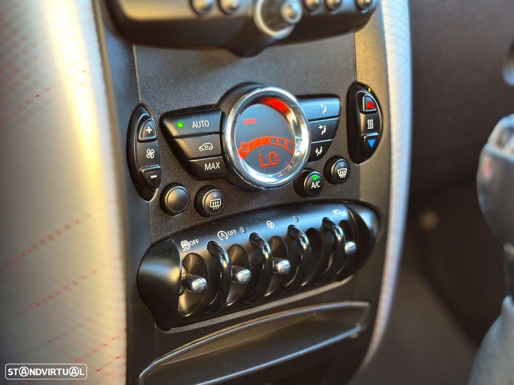 MINI Countryman Cooper D - 19