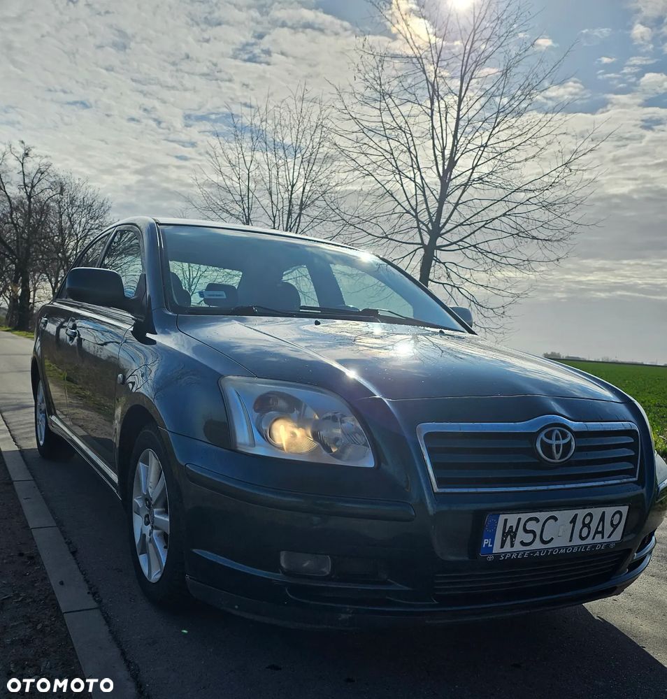 Toyota Avensis - 7