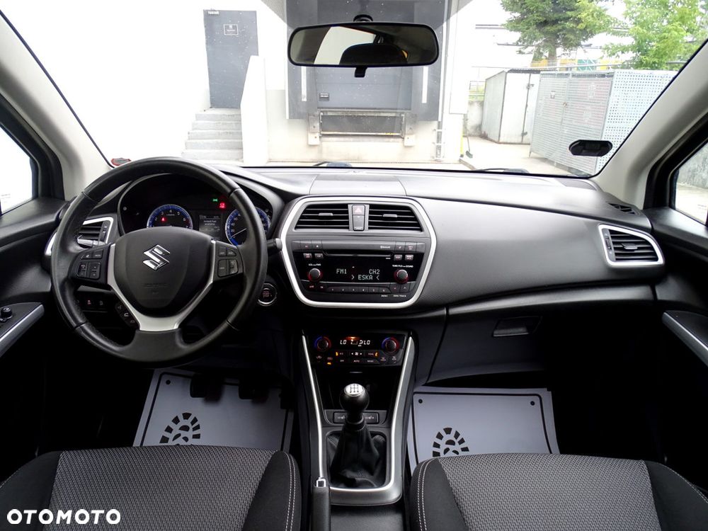 Suzuki SX4 S-Cross 1.6 VVT 4x2 Club - 16