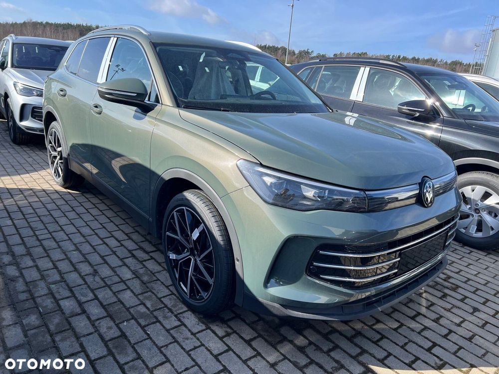 Volkswagen Tiguan - 2