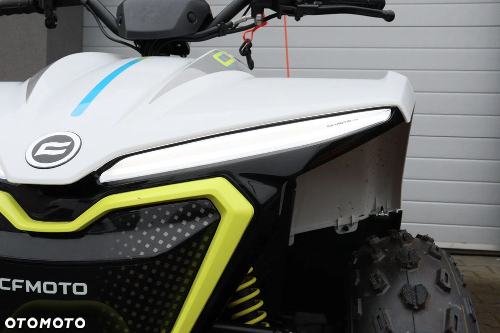 CFMoto CForce - 8