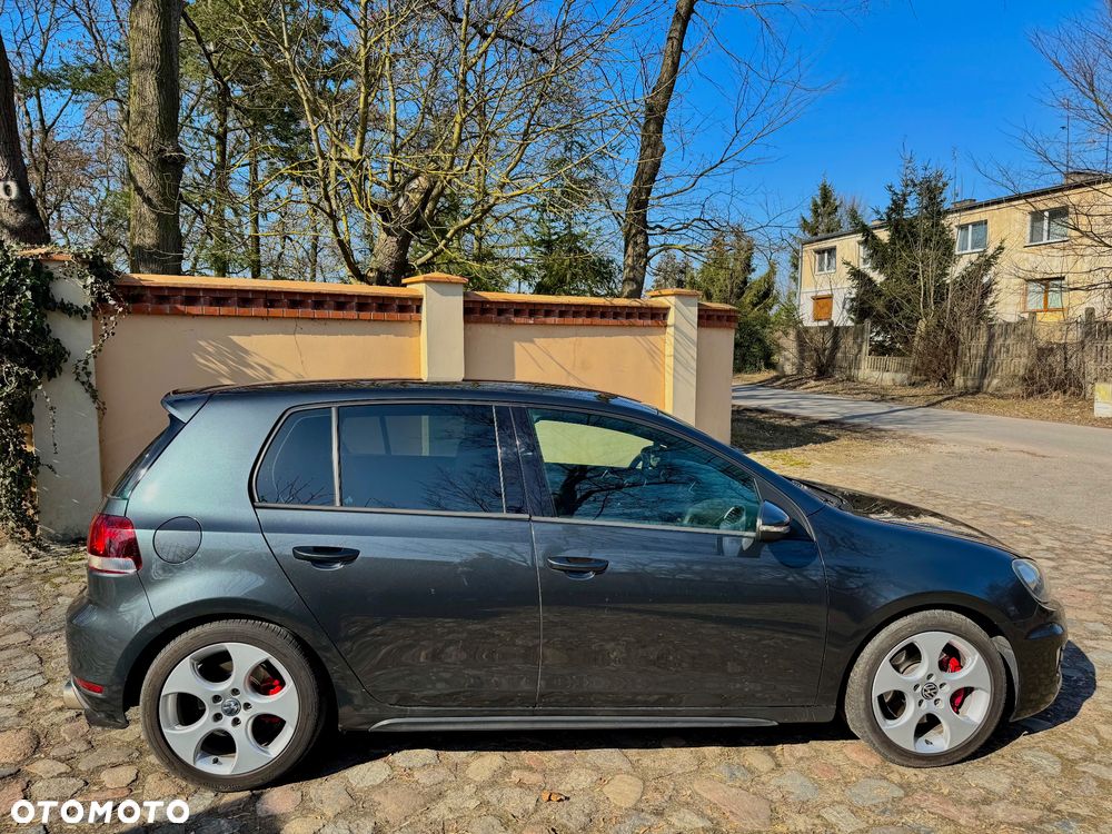 Volkswagen Golf 2.0 GTI - 4