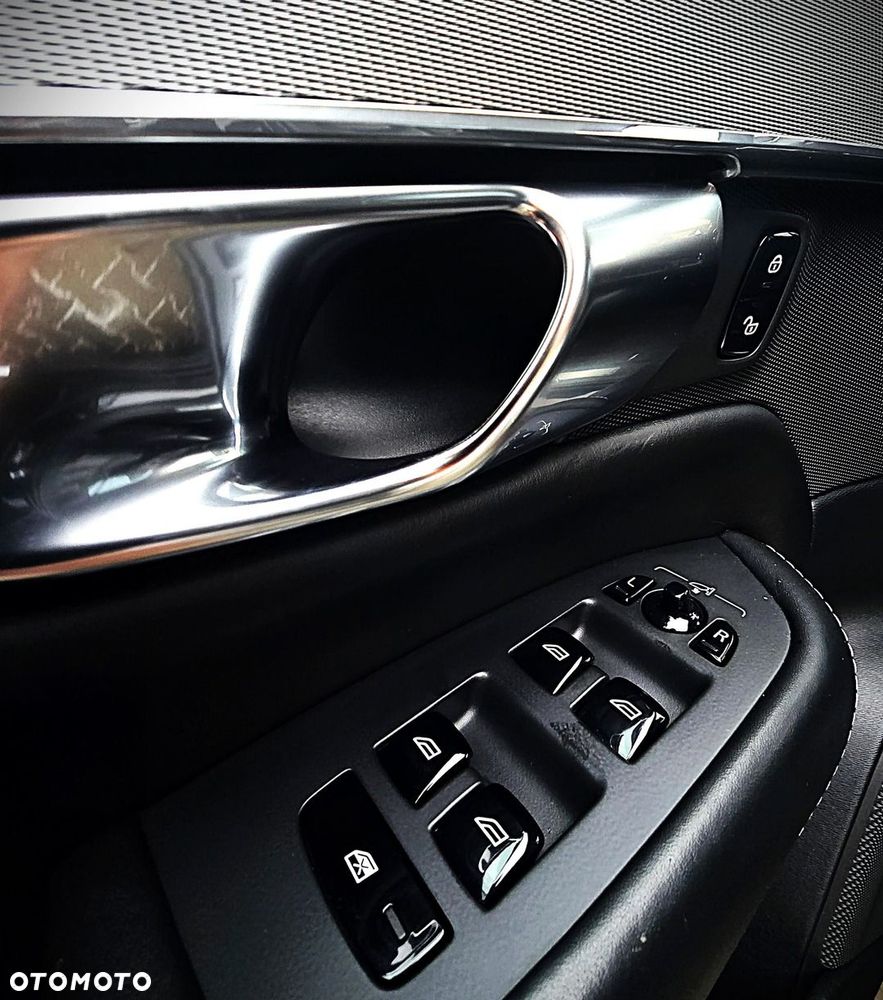 Volvo XC 90 D5 AWD Inscription - 36