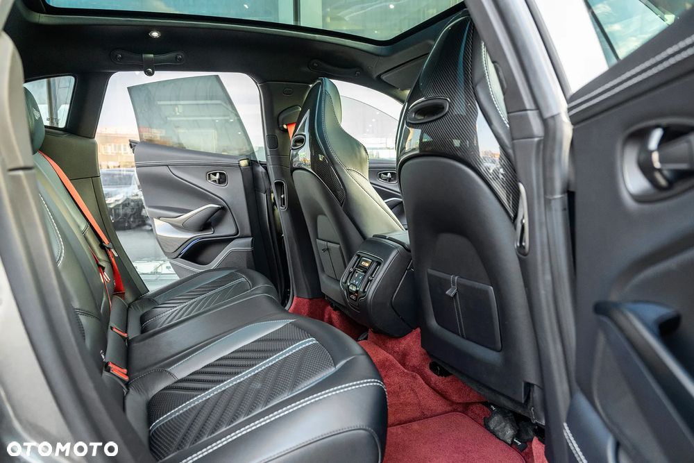 Aston Martin DBX707 - 12