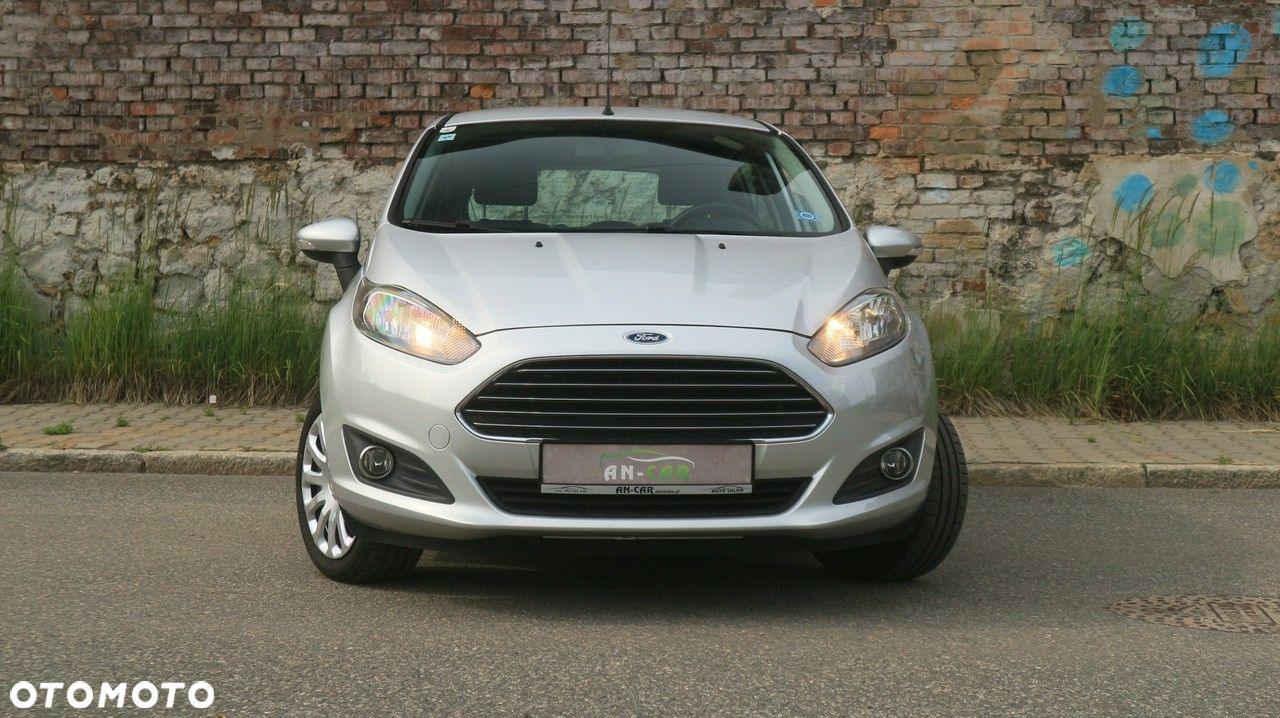 Ford Fiesta 1.25 Celebration - 35