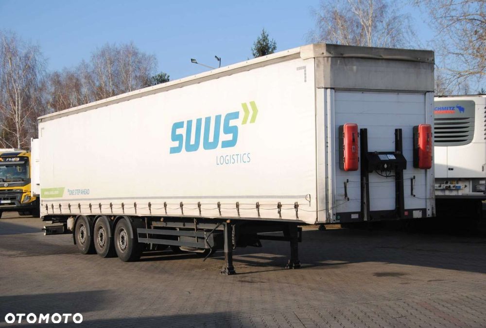 Schwarzmuller SPA, Podnoszona oś - 1