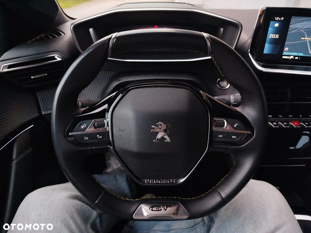 Peugeot 208 PureTech 100 GT - 14