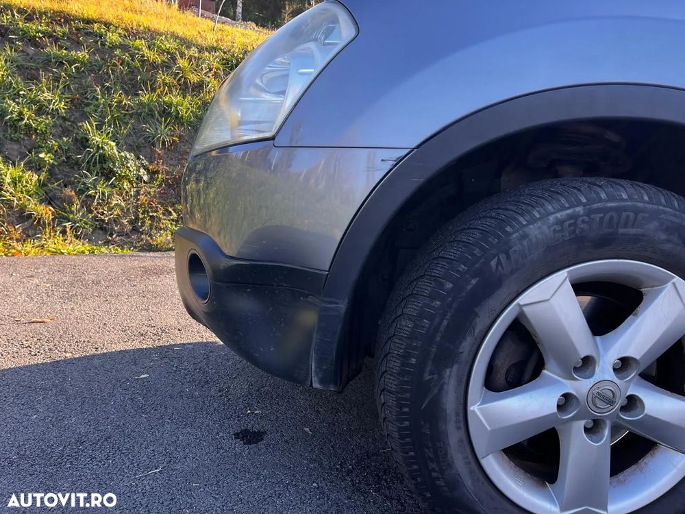 Nissan Qashqai 2.0 DCI 4 x 4 DPF tekna - 4