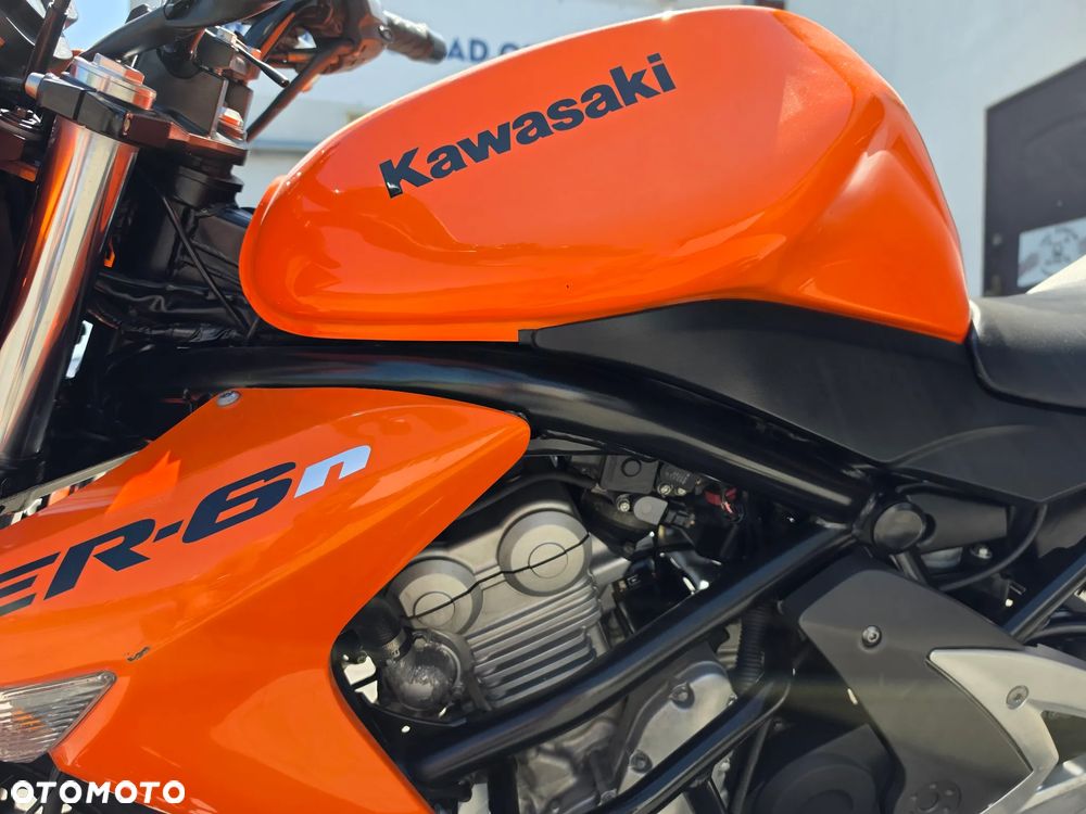 Kawasaki ER - 10