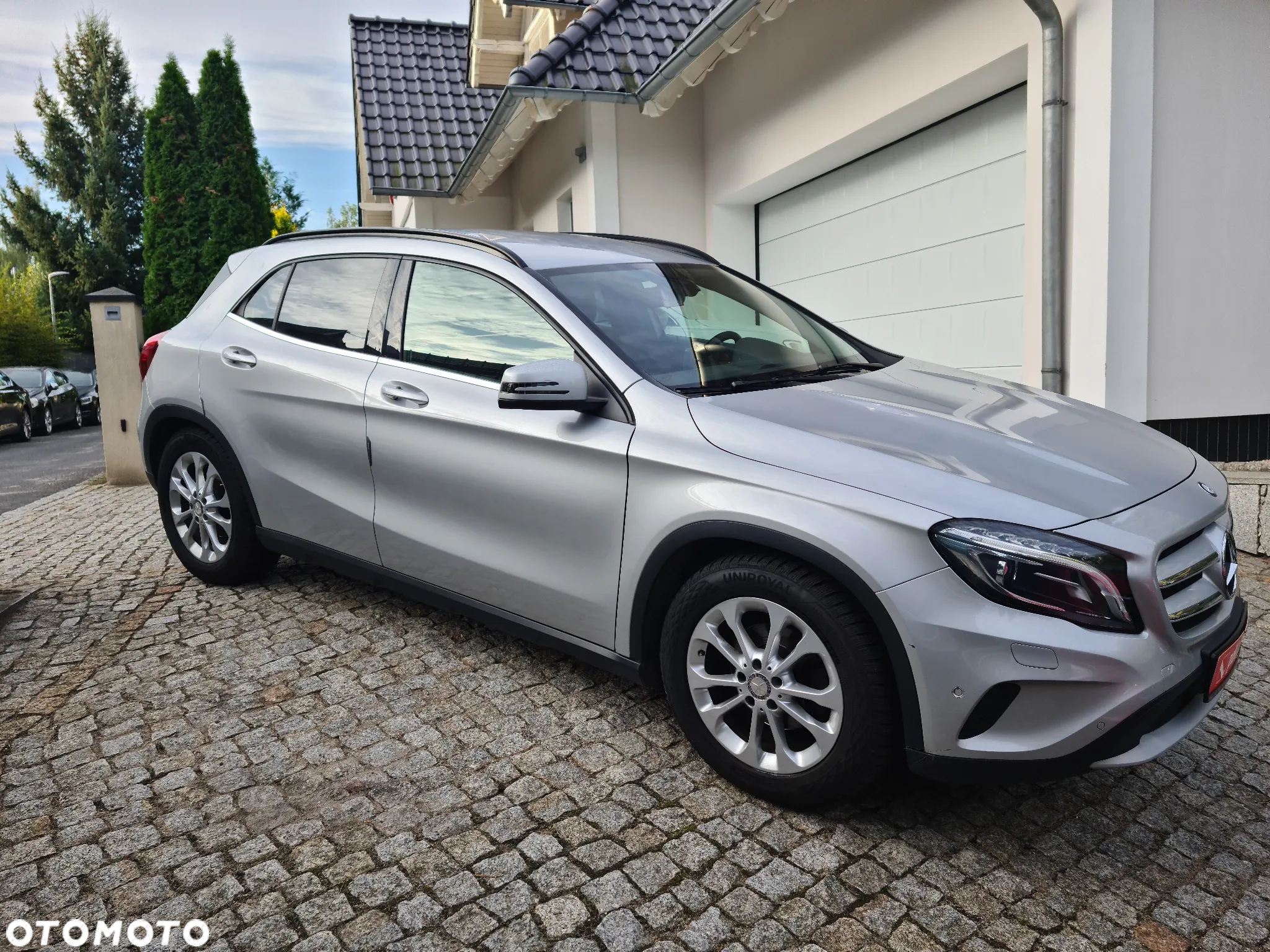 Mercedes-Benz GLA - 28