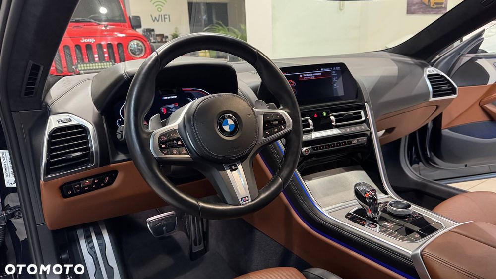 BMW Seria 8 - 24