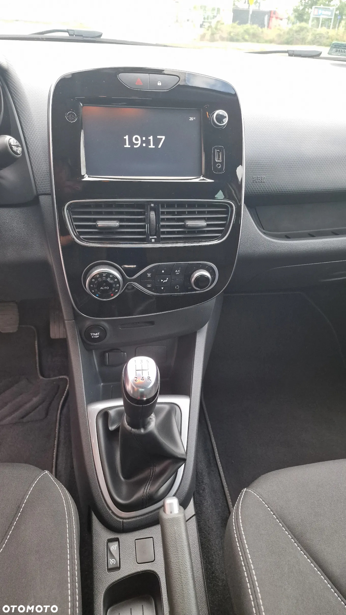 Renault Clio 0.9 Energy TCe Limited - 13